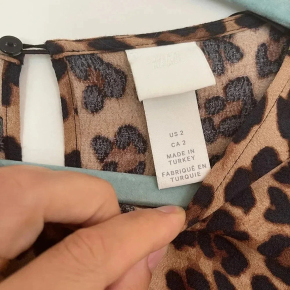 H&M Leopard Maxi Print Dress, Excellent Condition🐆Worn 2 times - Picture 8 of 9